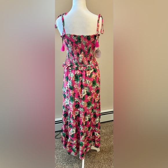 Lost + Wander Pink Meet me in Bali  Floral Maxi Dress - Picture 4 of 6